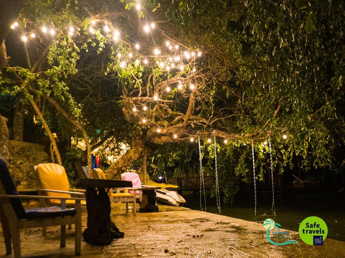 Cabanas Marias Lakefront *